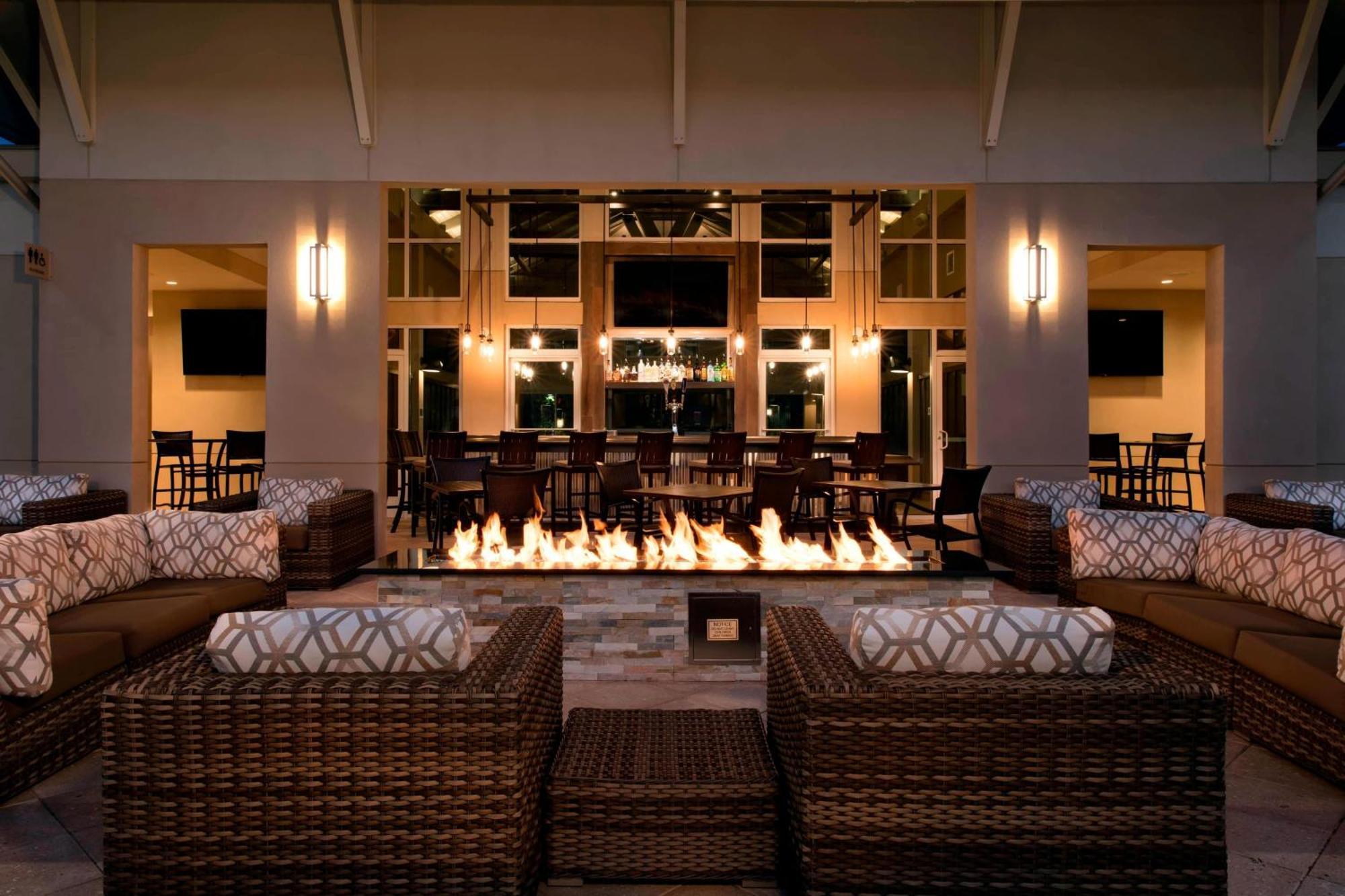 Towneplace Suites Orlando At Flamingo Crossings Town Center/Western Entrance Bay Lake Bagian luar foto